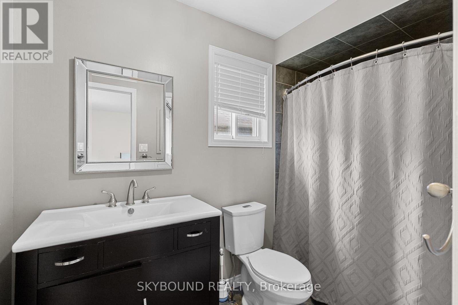 1296 Blanshard Drive, Burlington, Ontario L7M 4S3 - Photo 23 - W13706340