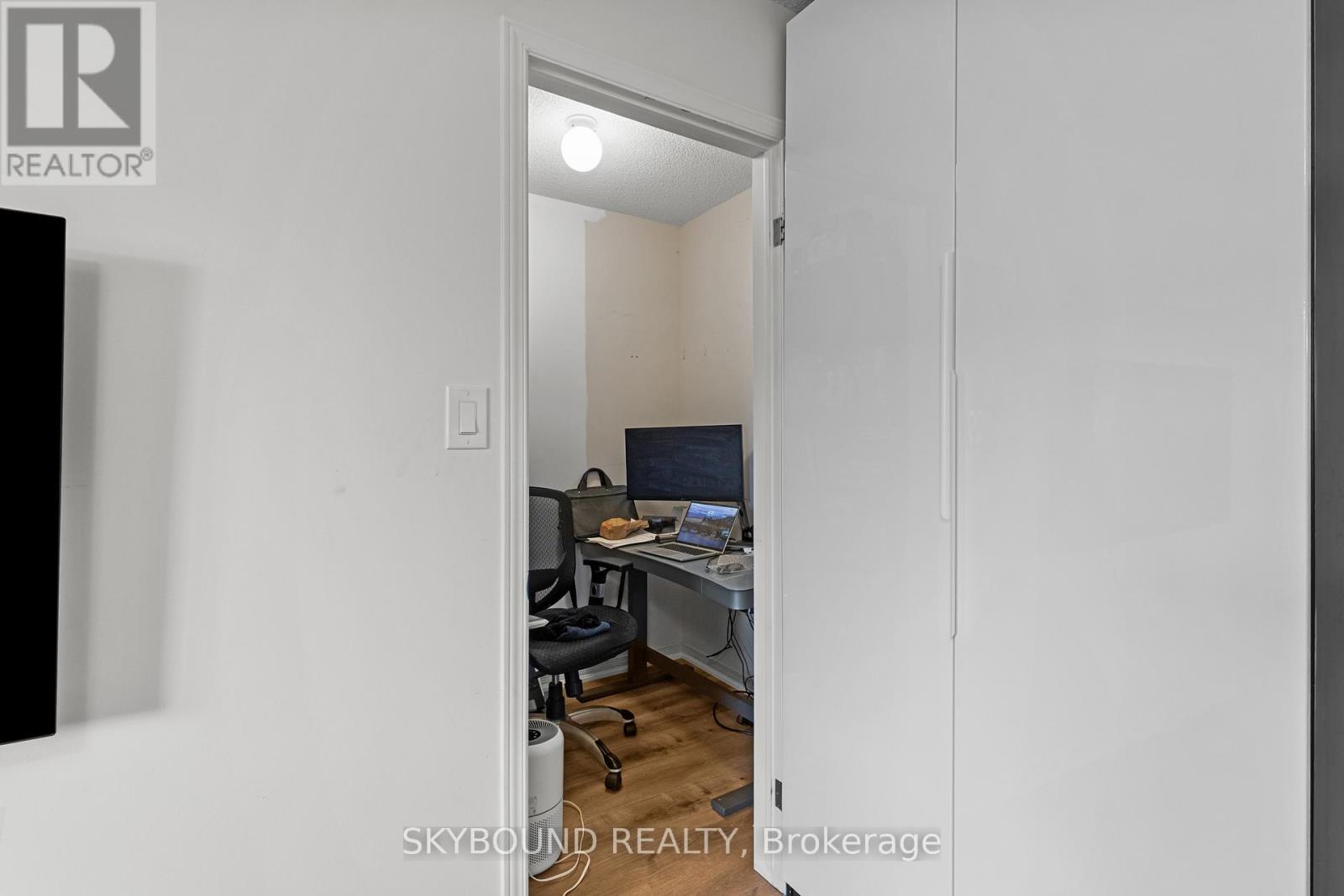 1296 Blanshard Drive, Burlington, Ontario L7M 4S3 - Photo 24 - W13706340