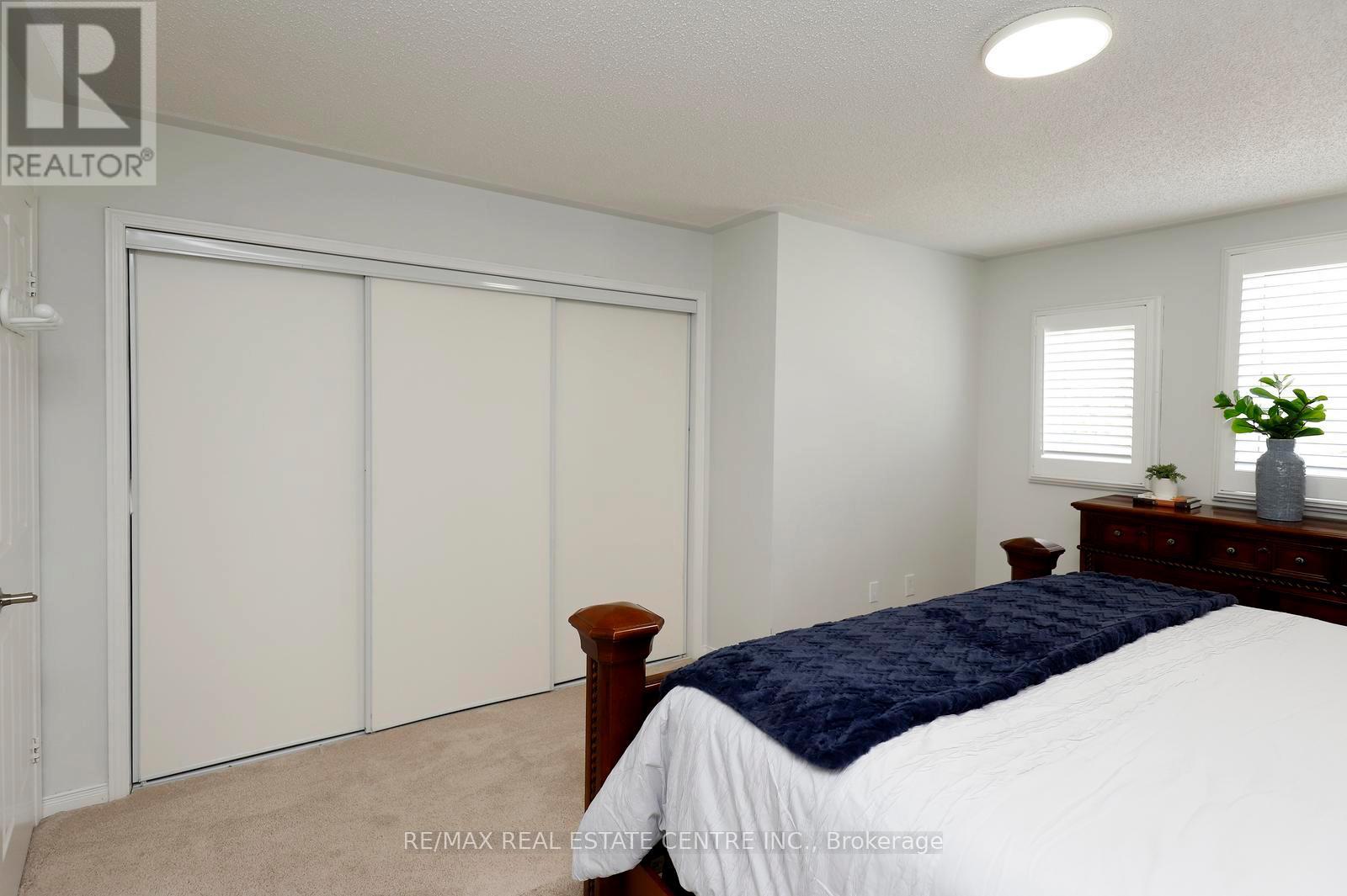 26 - 2022 Atkinson Drive, Burlington, Ontario L7M 4H6 - Photo 17 - W13706350