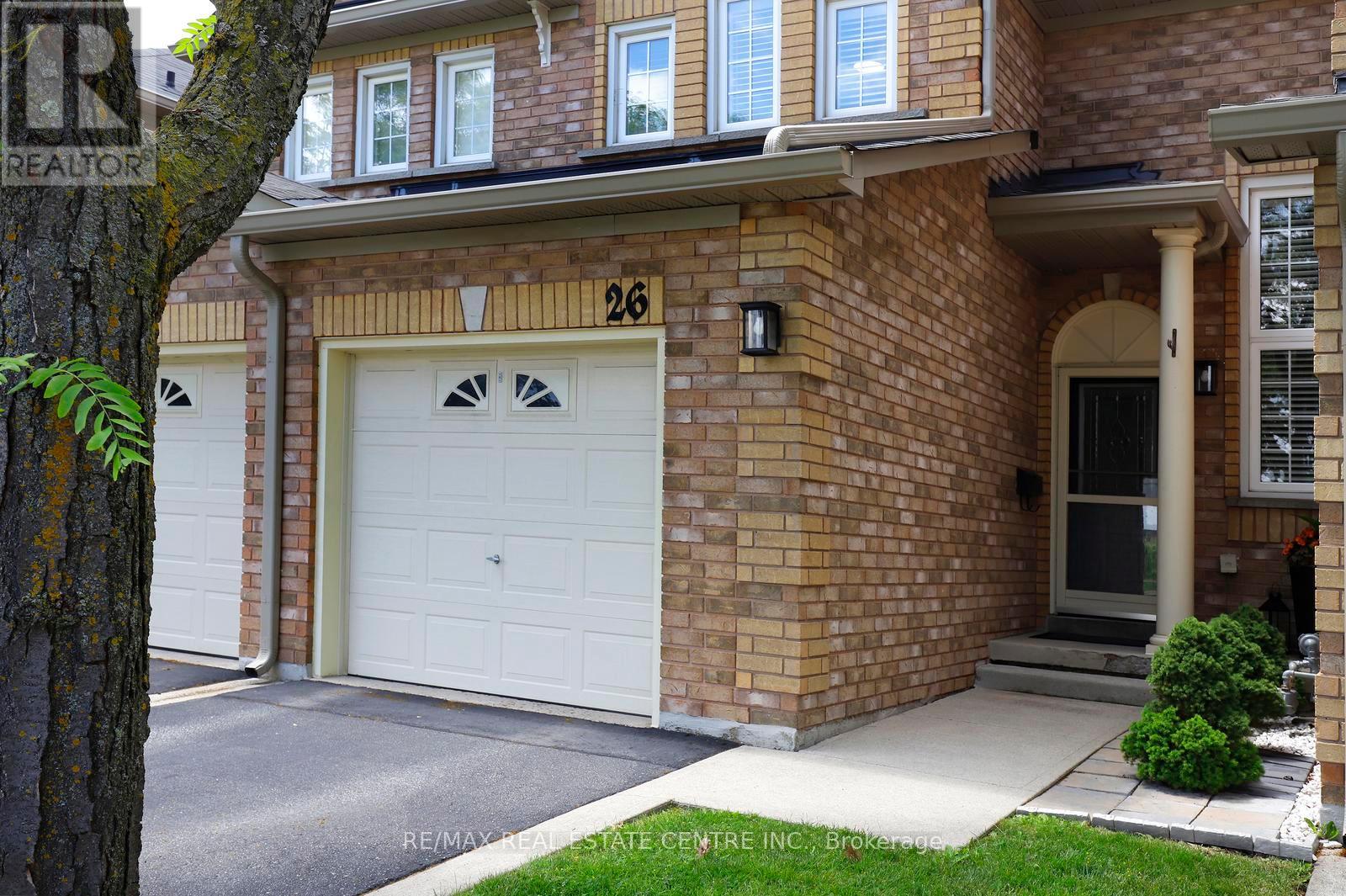 26 - 2022 Atkinson Drive, Burlington, Ontario L7M 4H6 - Photo 2 - W13706350