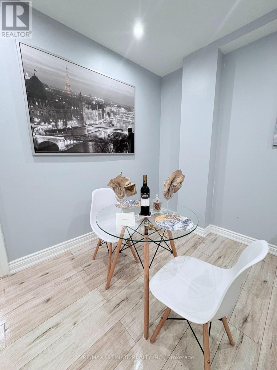 2 Lower - 1166 Glengrove Avenue W, Toronto, Ontario  M6B 2K4 - Photo 3 - W13706404