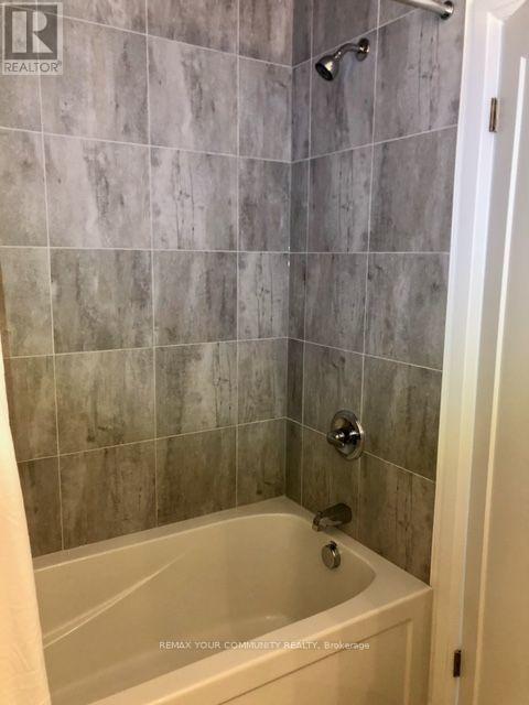 43 Laguna Village Crescent N, Hamilton, Ontario  L0R 1P0 - Photo 3 - X13703916