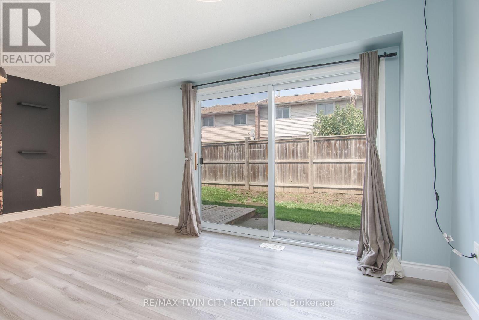 13 - 125 Sekura Crescent, Cambridge, Ontario N1R 8B4 - Photo 20 - X13706360