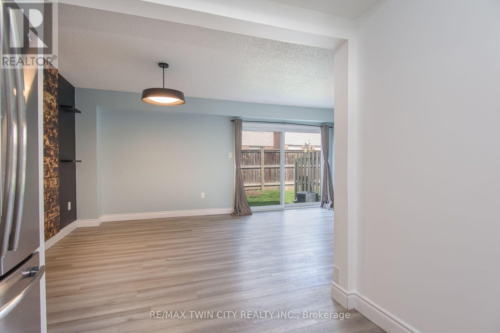 13 - 125 Sekura Crescent, Cambridge, Ontario N1R 8B4 - Photo 25 - X13706360