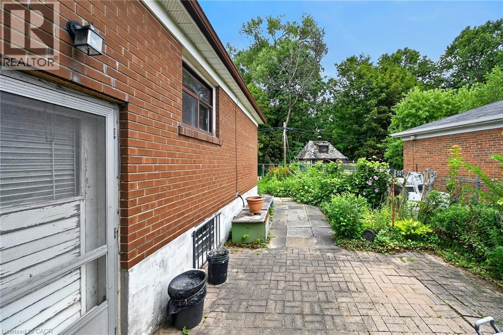 3239 Queen Frederica Drive, Mississauga, Ontario  L4Y 2Z9 - Photo 40 - 40857333