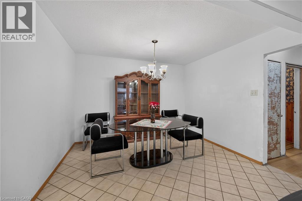 3239 Queen Frederica Drive, Mississauga, Ontario  L4Y 2Z9 - Photo 11 - 40857333