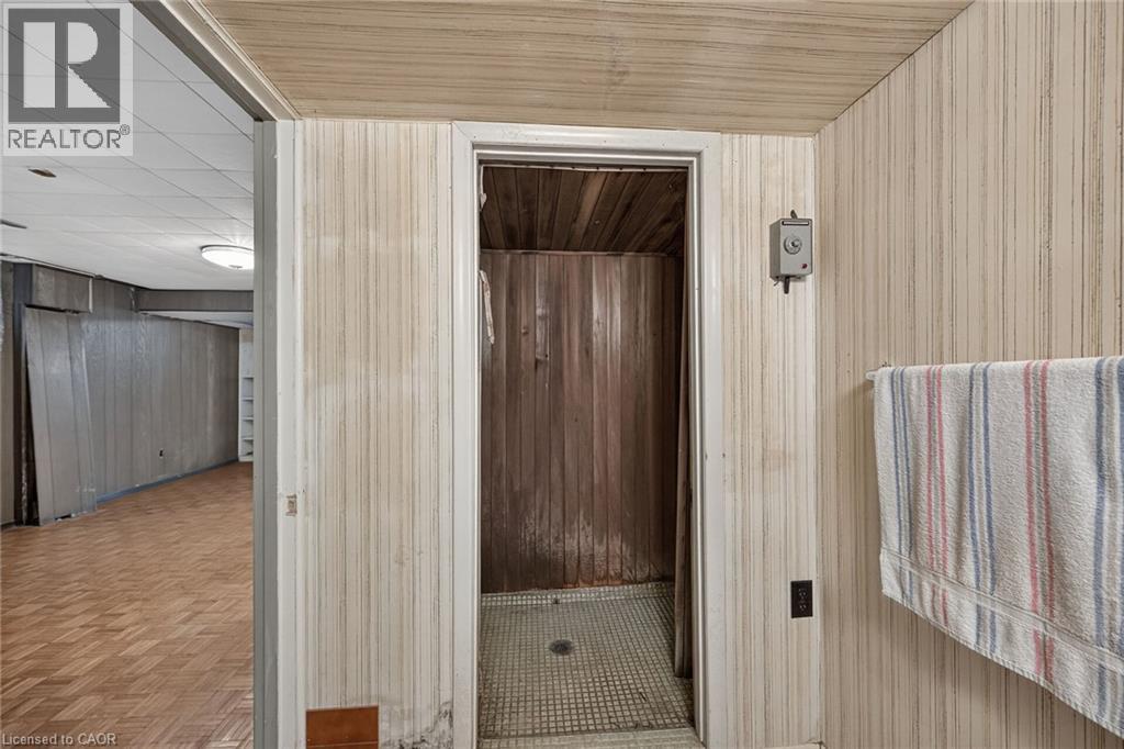 3239 Queen Frederica Drive, Mississauga, Ontario  L4Y 2Z9 - Photo 37 - 40857333