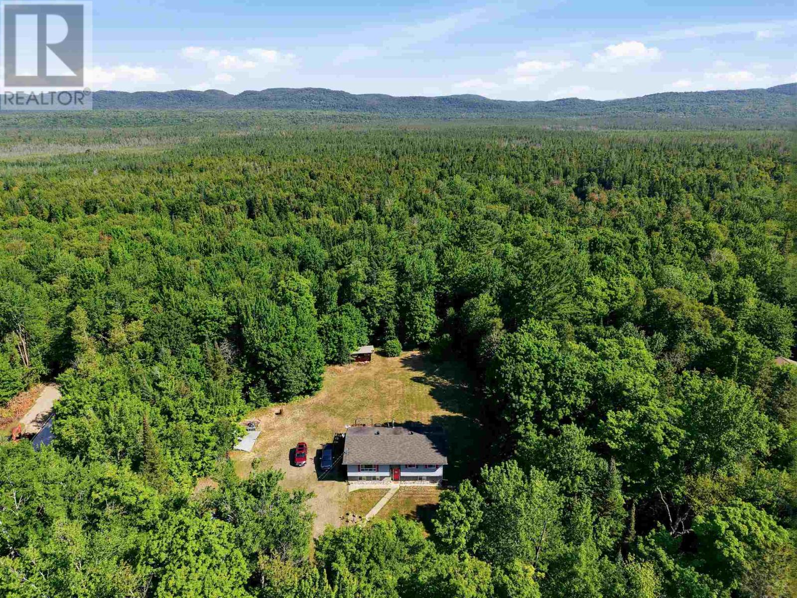 1012 Hwy 552 W, Goulais River, Ontario  P0S 1E0 - Photo 38 - SM262188