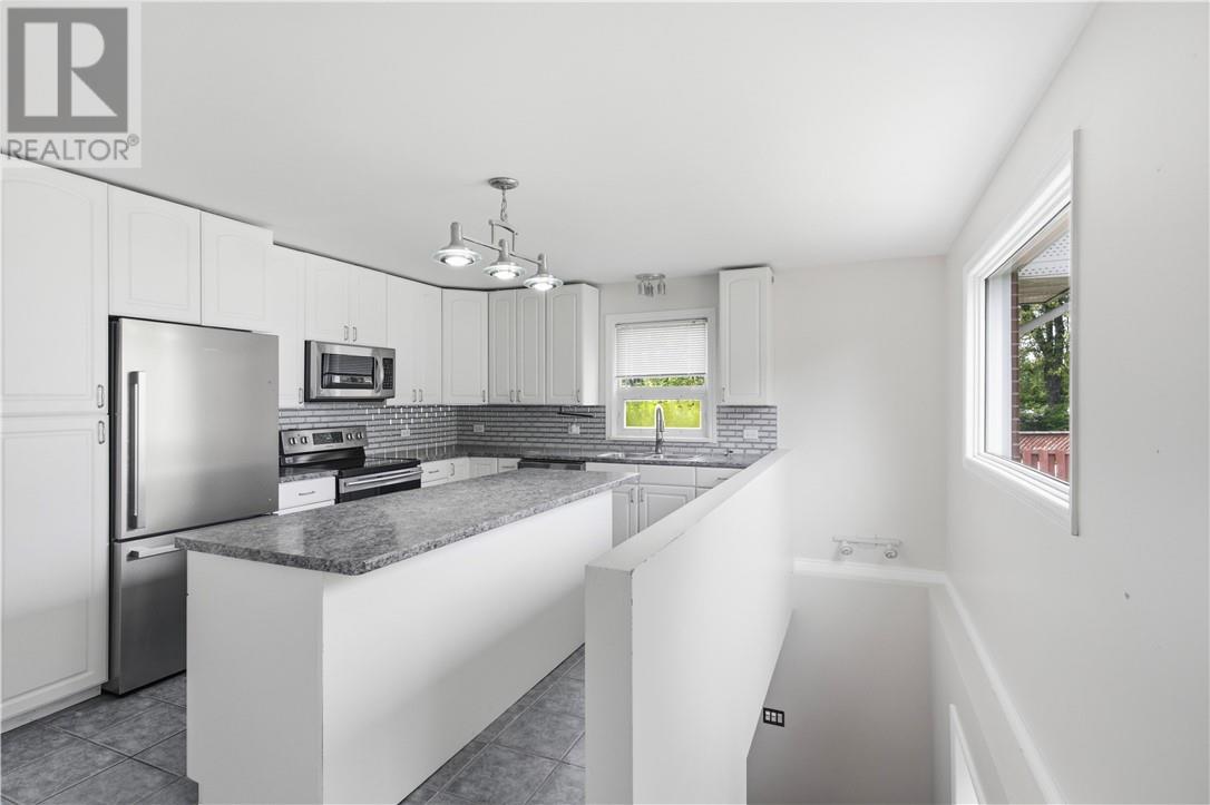 1442 Agincourt Avenue, Sudbury, Ontario  P3A 3J9 - Photo 10 - 2129977