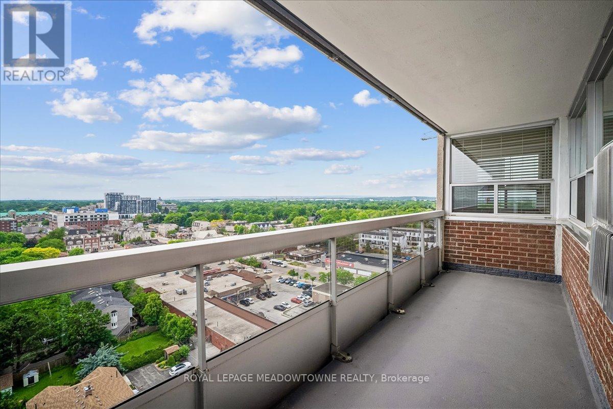 1601 - 2263 Marine Drive, Oakville, Ontario  L6L 5K1 - Photo 20 - W13445686