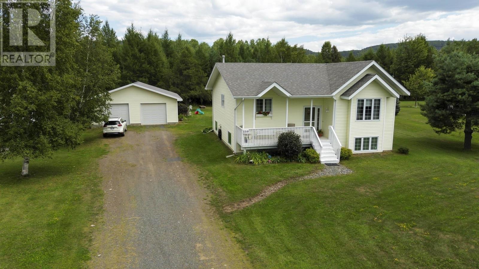 2210 Scotland St, Thunder Bay, Ontario  P7J 1G9 - Photo 2 - TB2602479