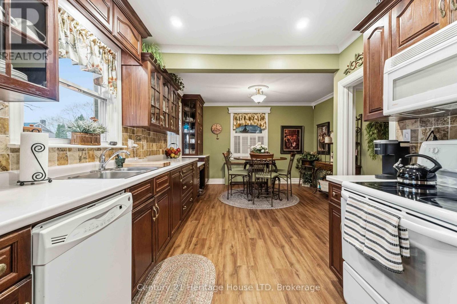 25 Glenview Avenue, Welland, Ontario  L3C 4K2 - Photo 10 - X13067078