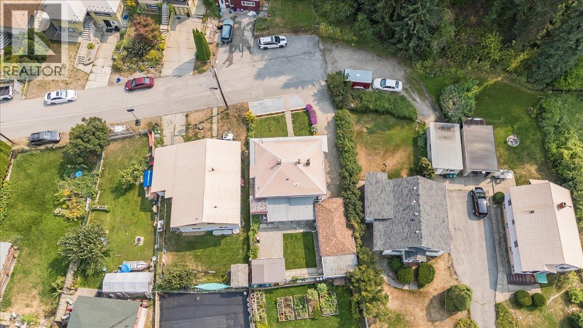 141 Colley Street, Warfield, British Columbia V1R 2M3 - Photo 34 - 10398380
