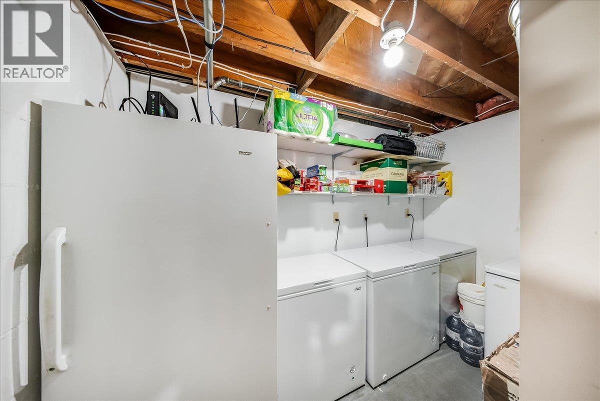 141 Colley Street, Warfield, British Columbia V1R 2M3 - Photo 22 - 10398380