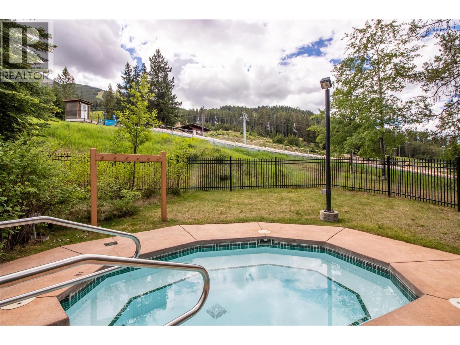 2090 Summit Drive Unit# 417, Panorama, British Columbia  V0A 1T0 - Photo 18 - 10392777