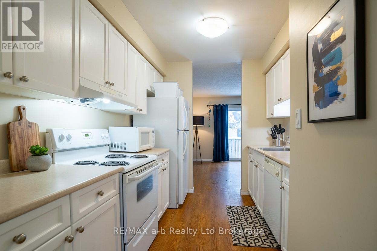 1 - 10 Dufferin Street, Norwich, Ontario  N0J 1P0 - Photo 4 - X13706526