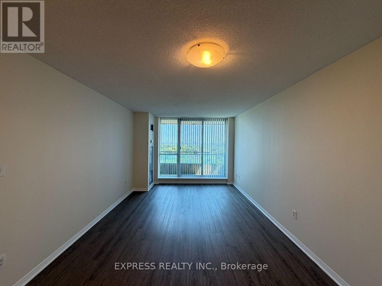 Lph12 - 39 Pemberton Avenue, Toronto, Ontario  M2M 4L6 - Photo 4 - C13703386