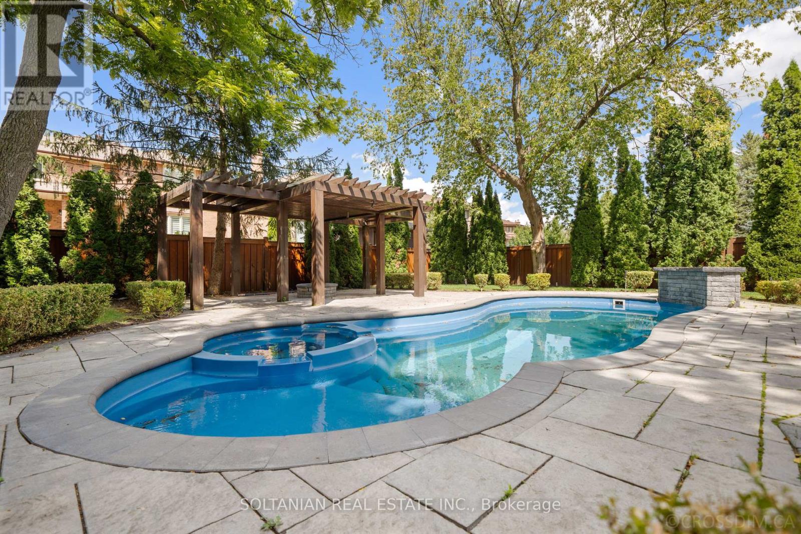 74 Yongehurst Road, Richmond Hill, Ontario  L4C 3T2 - Photo 36 - N13682994
