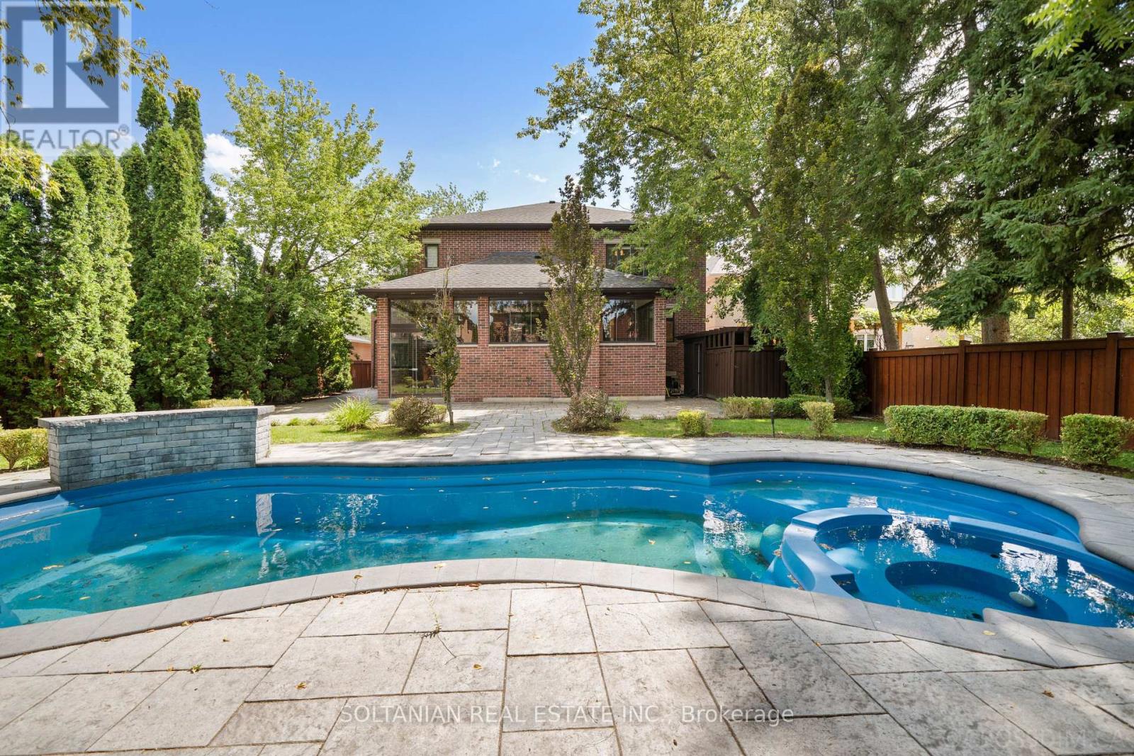 74 Yongehurst Road, Richmond Hill, Ontario  L4C 3T2 - Photo 34 - N13682994