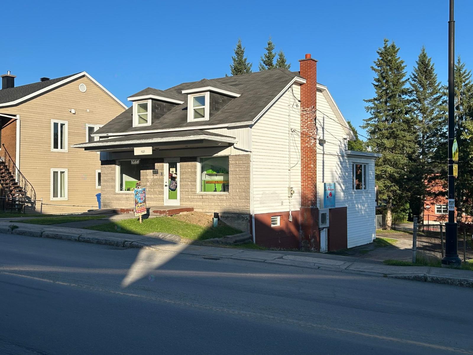 465 Rue Racine Québec (La Haute-Saint-Charles) Quebec Canada G2B1G3 3