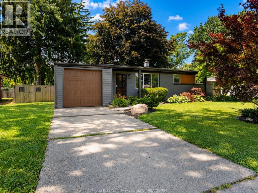 2763 EVERTS AVENUE, Windsor, Ontario