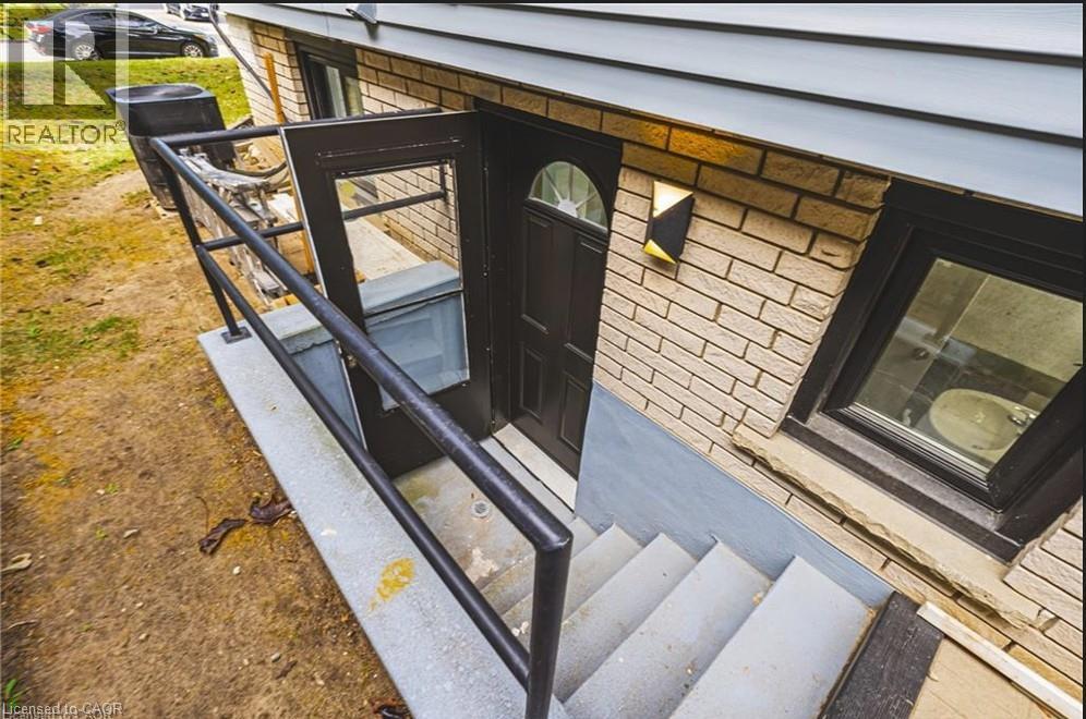 267 Erb Street E, Waterloo, Ontario  N2J 1N6 - Photo 18 - 40857919