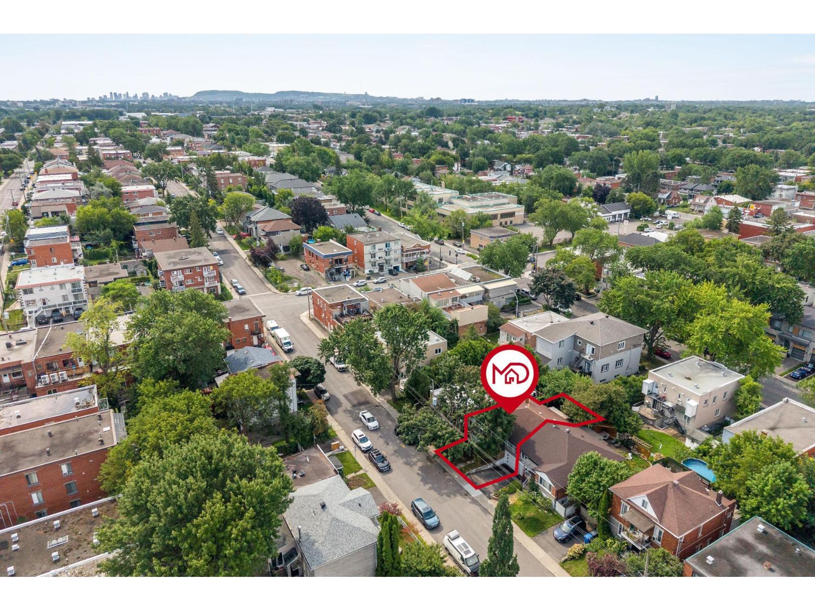 10848 Av. de Bruxelles Montréal (Montréal-Nord) Quebec Canada H1H4R7 2