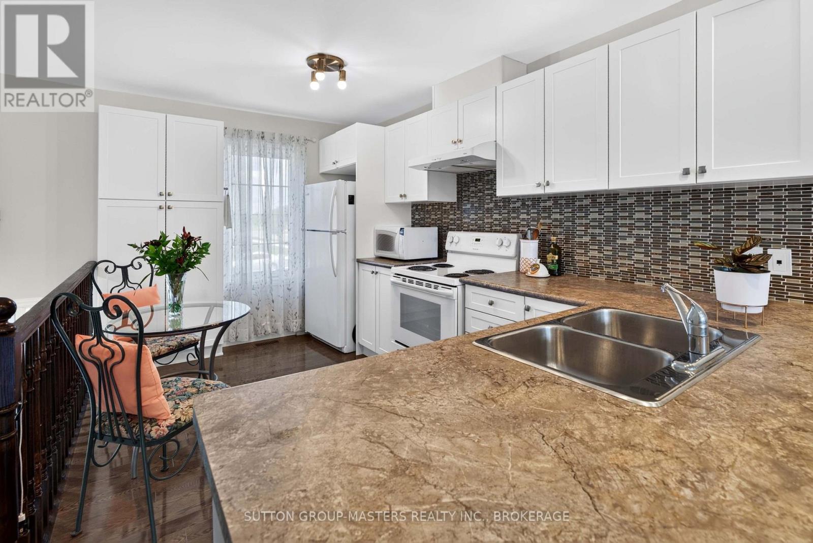 168 Britannia Crescent, Loyalist, Ontario  K0H 1G0 - Photo 6 - X13706702