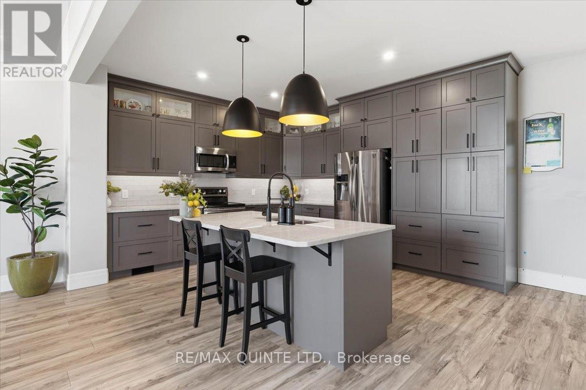 5 Allen Street, Prince Edward County, Ontario  K0K 2T0 - Photo 12 - X13706628