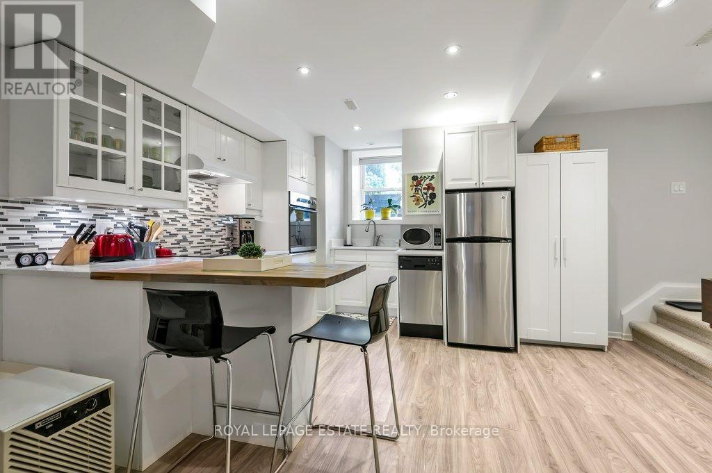 Lower - 17 Birdsall Avenue, Toronto, Ontario M4R 2B7 - Photo 12 - C13706462