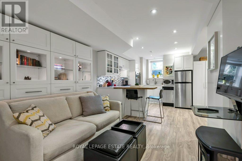 Lower - 17 Birdsall Avenue, Toronto, Ontario M4R 2B7 - Photo 16 - C13706462