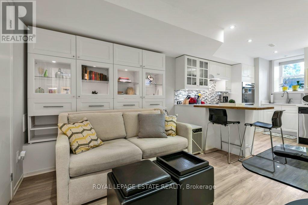 Lower - 17 Birdsall Avenue, Toronto, Ontario M4R 2B7 - Photo 17 - C13706462