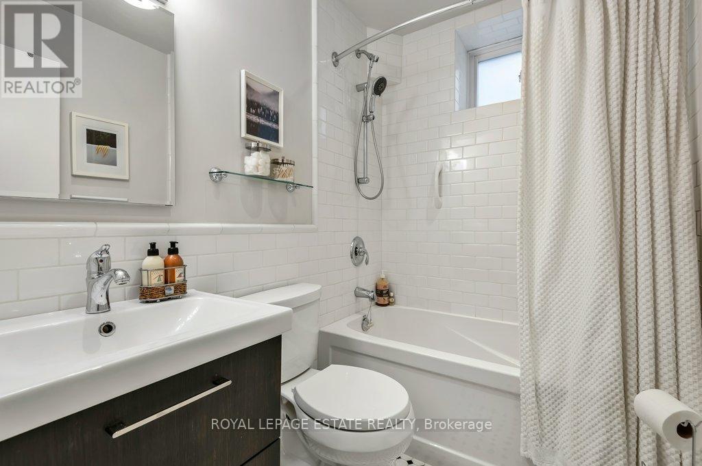 Lower - 17 Birdsall Avenue, Toronto, Ontario M4R 2B7 - Photo 22 - C13706462