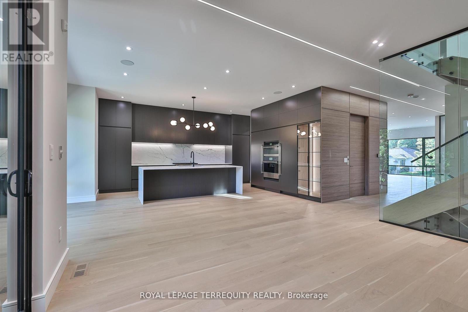 741 Woburn Avenue, Toronto, Ontario M5M 1M2 - Photo 15 - C13706566