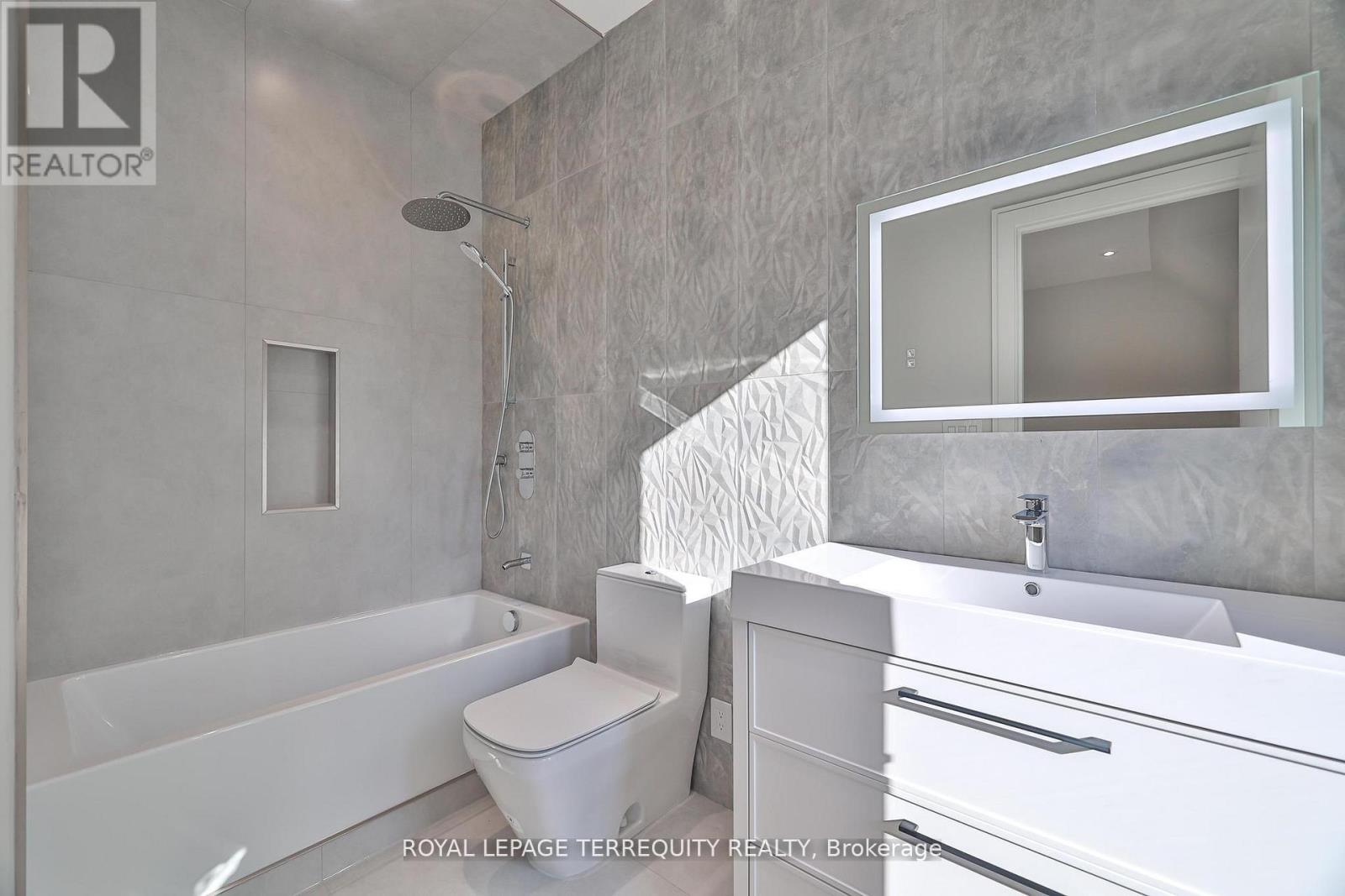 741 Woburn Avenue, Toronto, Ontario M5M 1M2 - Photo 27 - C13706566
