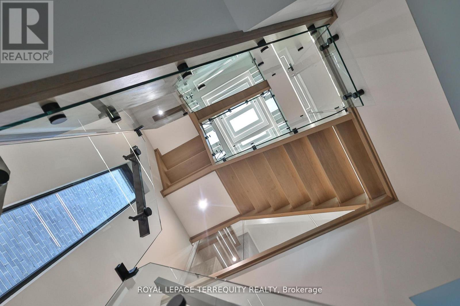 741 Woburn Avenue, Toronto, Ontario M5M 1M2 - Photo 36 - C13706566