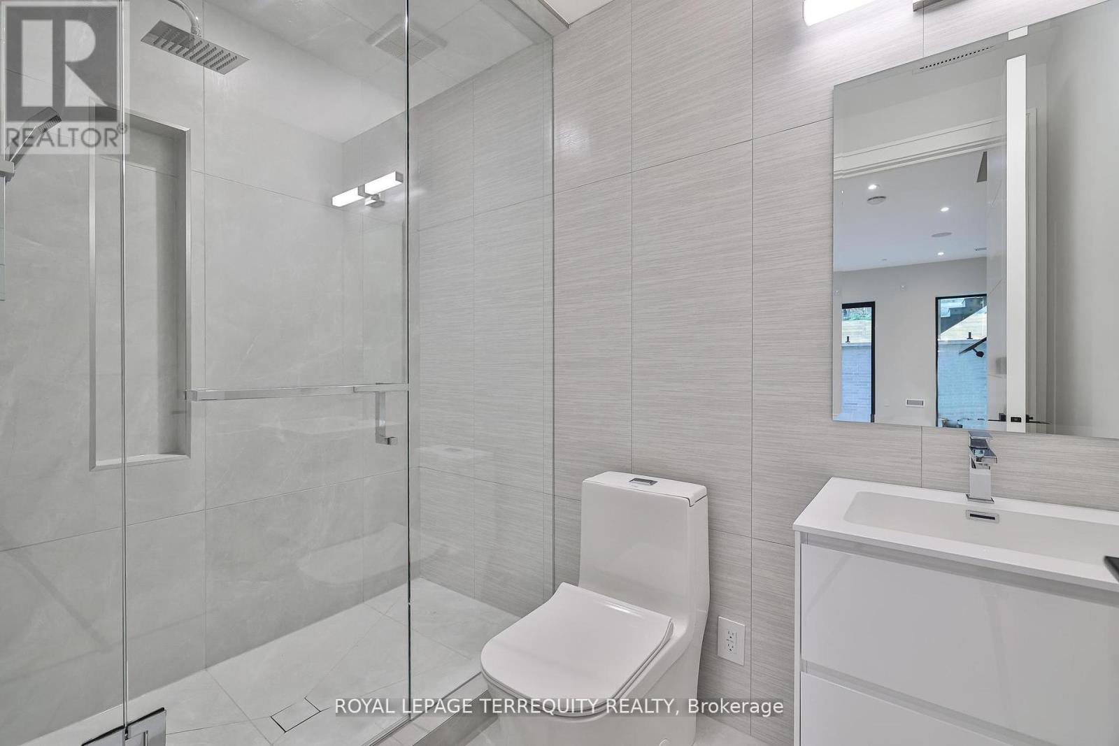 741 Woburn Avenue, Toronto, Ontario M5M 1M2 - Photo 37 - C13706566