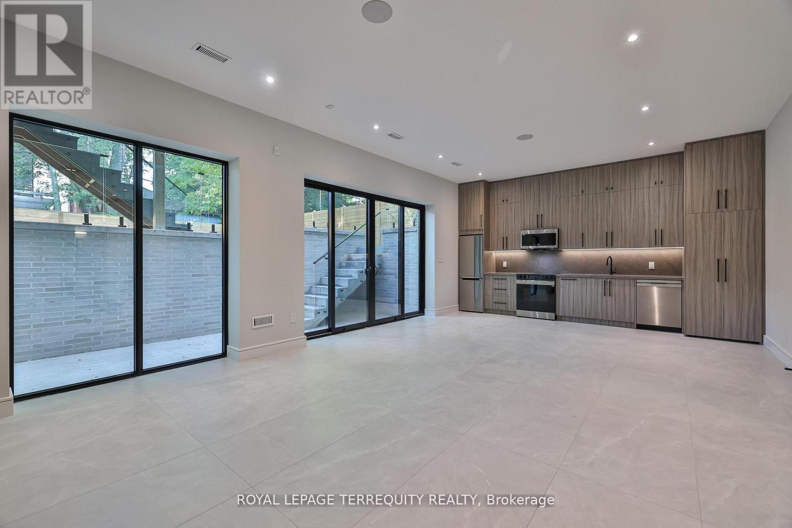 741 Woburn Avenue, Toronto, Ontario M5M 1M2 - Photo 43 - C13706566