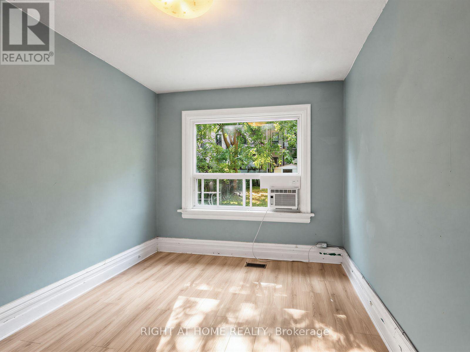 10 Havelock Street, Toronto, Ontario  M6H 3B4 - Photo 14 - C13706624