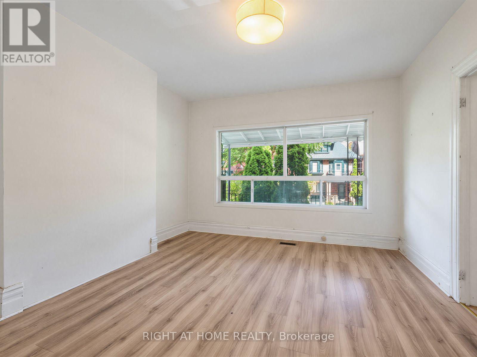 10 Havelock Street, Toronto, Ontario  M6H 3B4 - Photo 6 - C13706624