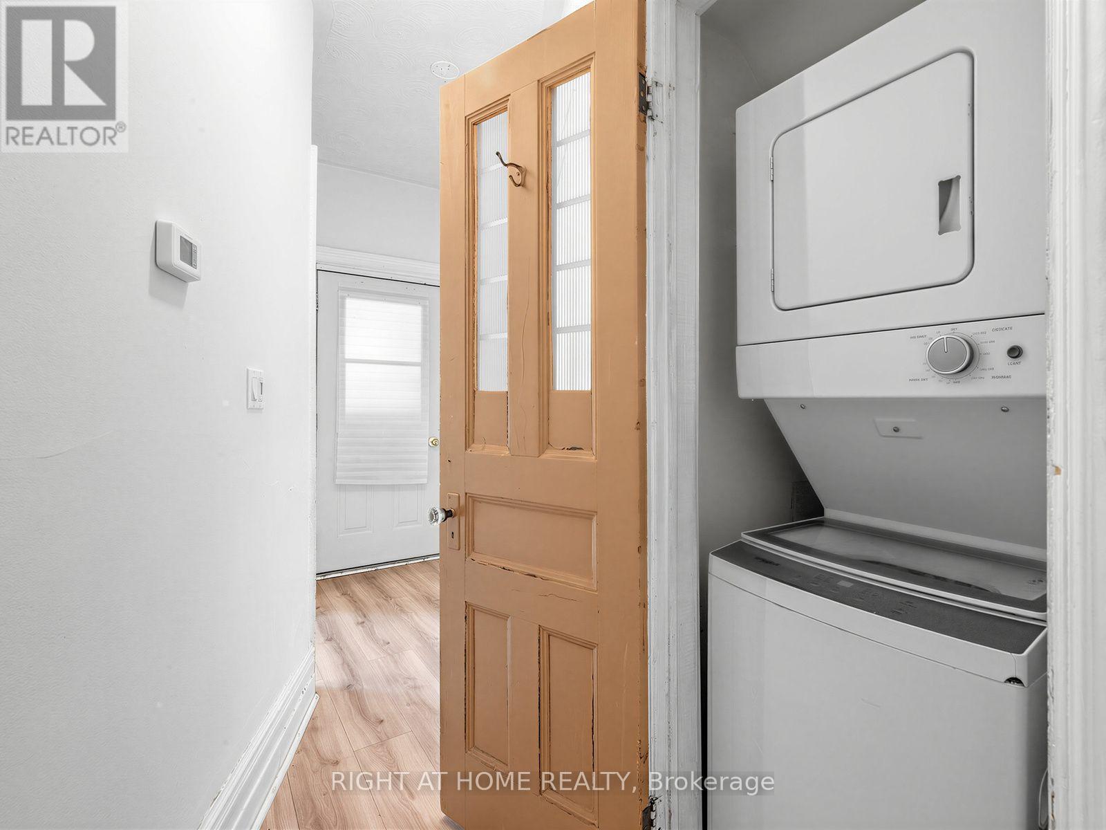 10 Havelock Street, Toronto, Ontario  M6H 3B4 - Photo 8 - C13706624