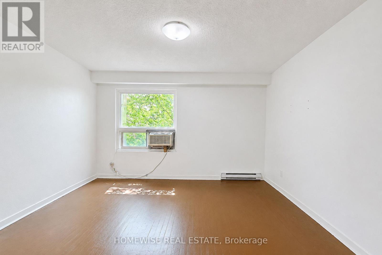 Rear - 961a Eglinton Avenue, Toronto, Ontario M6C 2C4 - Photo 12 - C13706646