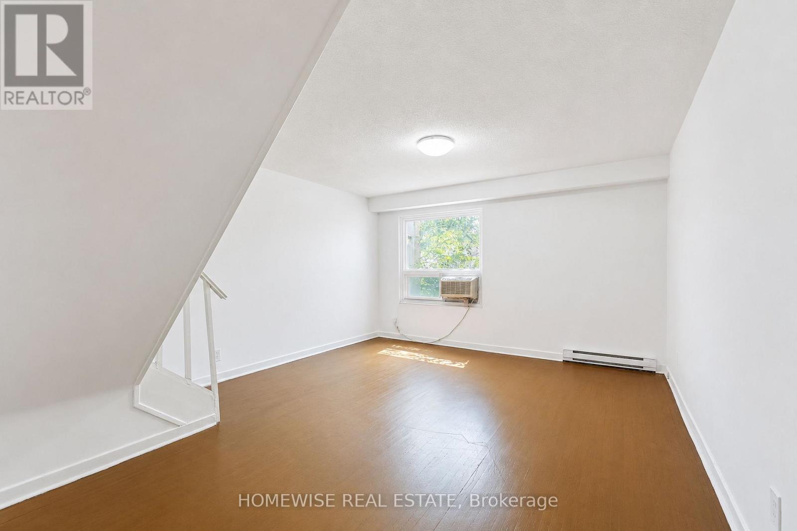 Rear - 961a Eglinton Avenue, Toronto, Ontario M6C 2C4 - Photo 13 - C13706646