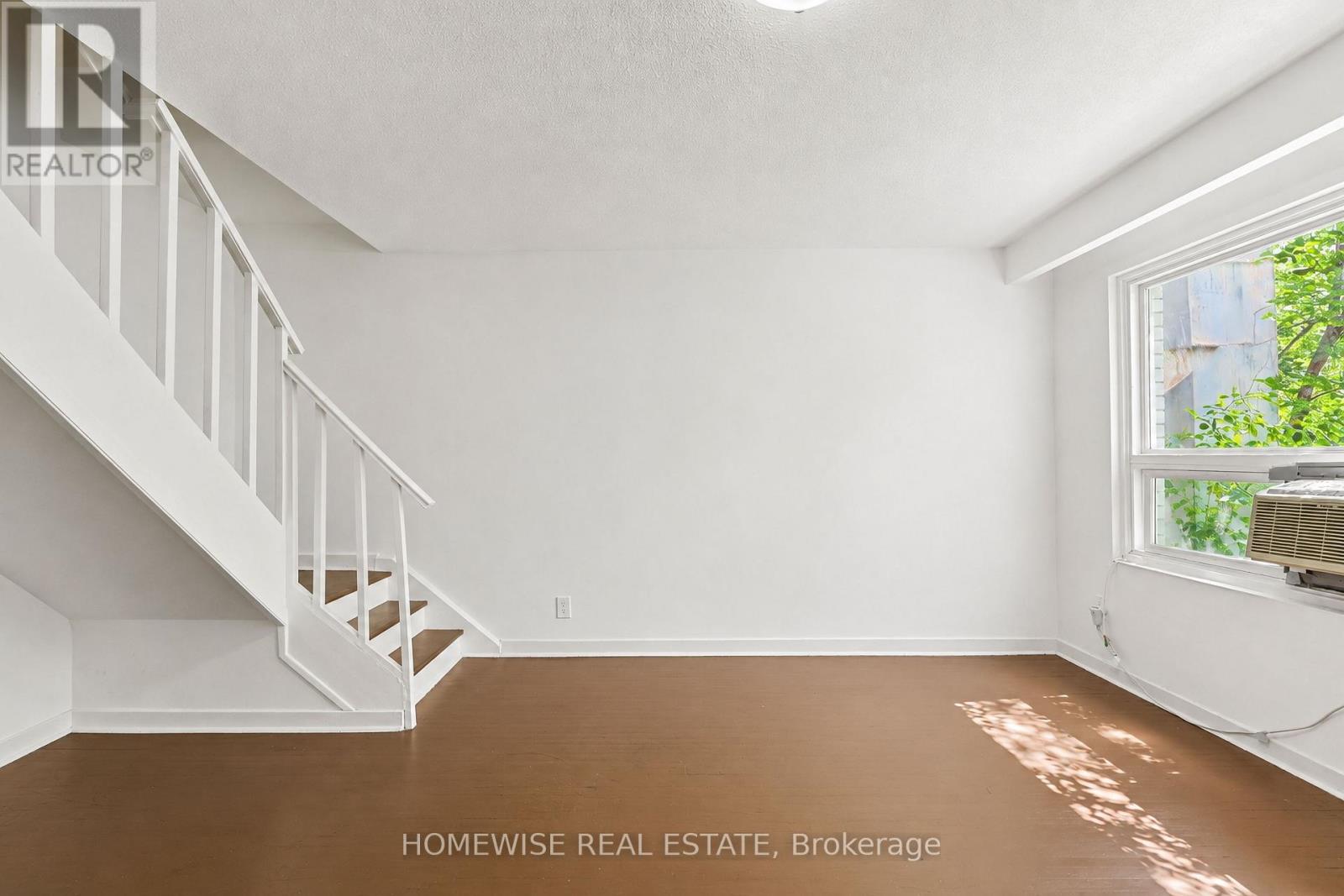 Rear - 961a Eglinton Avenue, Toronto, Ontario M6C 2C4 - Photo 17 - C13706646