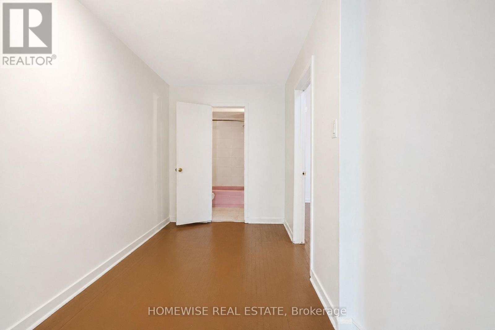 Rear - 961a Eglinton Avenue, Toronto, Ontario M6C 2C4 - Photo 18 - C13706646