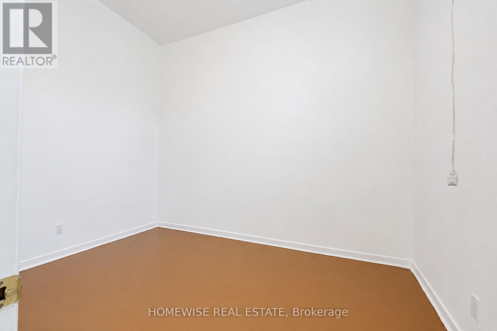 Rear - 961a Eglinton Avenue, Toronto, Ontario M6C 2C4 - Photo 24 - C13706646