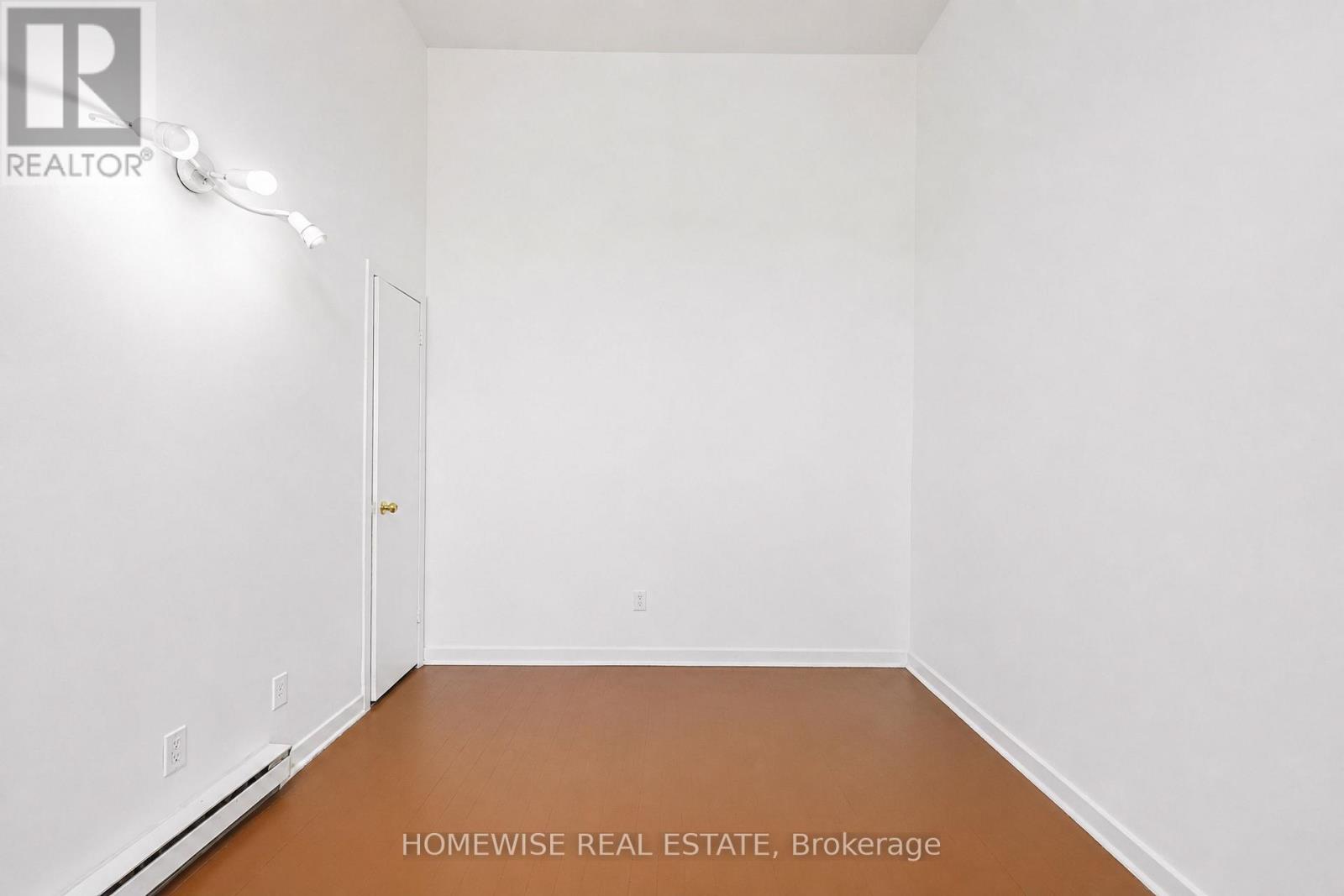Rear - 961a Eglinton Avenue, Toronto, Ontario M6C 2C4 - Photo 25 - C13706646