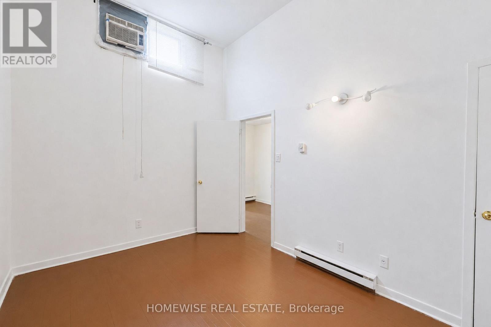 Rear - 961a Eglinton Avenue, Toronto, Ontario M6C 2C4 - Photo 27 - C13706646