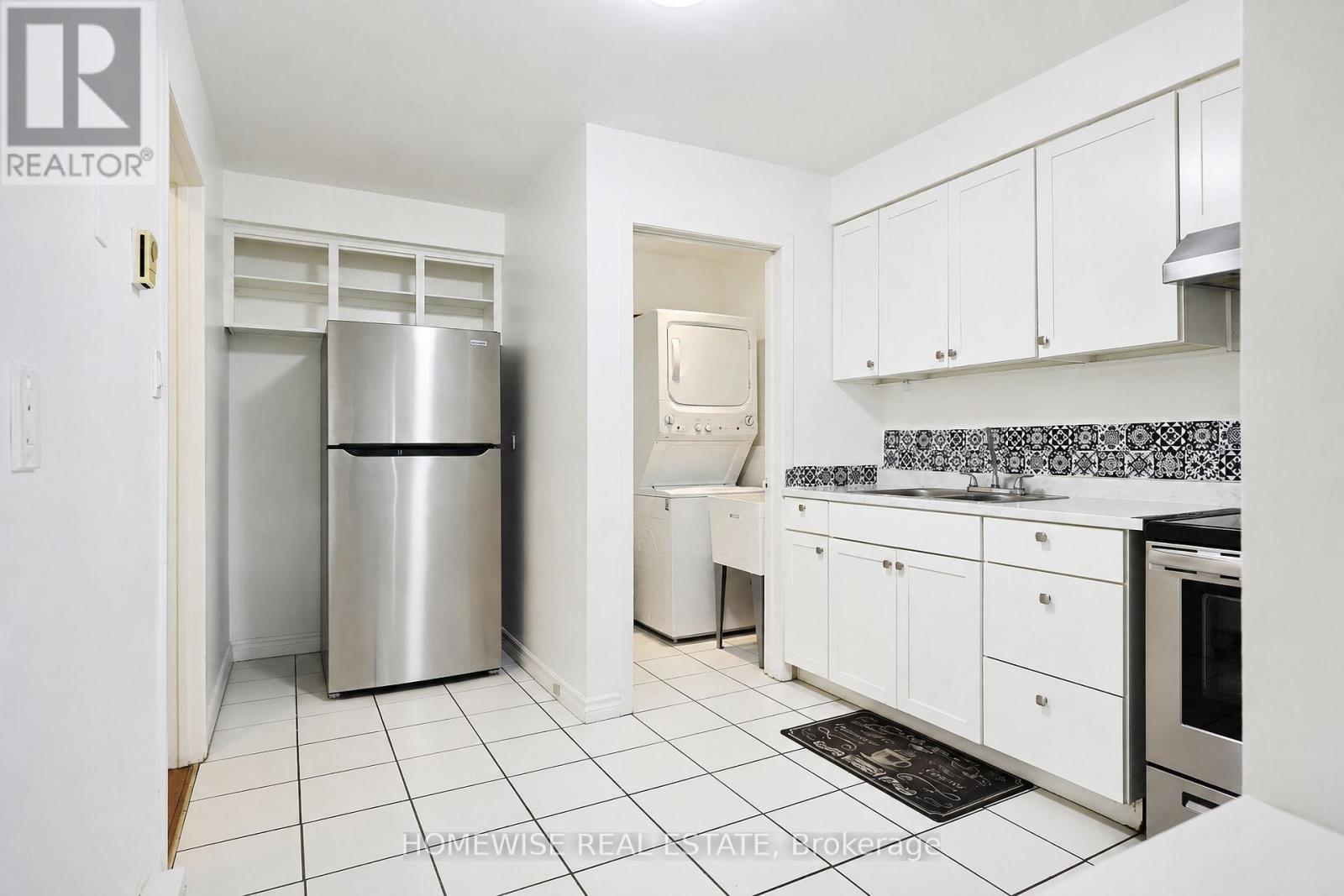 Rear - 961a Eglinton Avenue, Toronto, Ontario M6C 2C4 - Photo 8 - C13706646