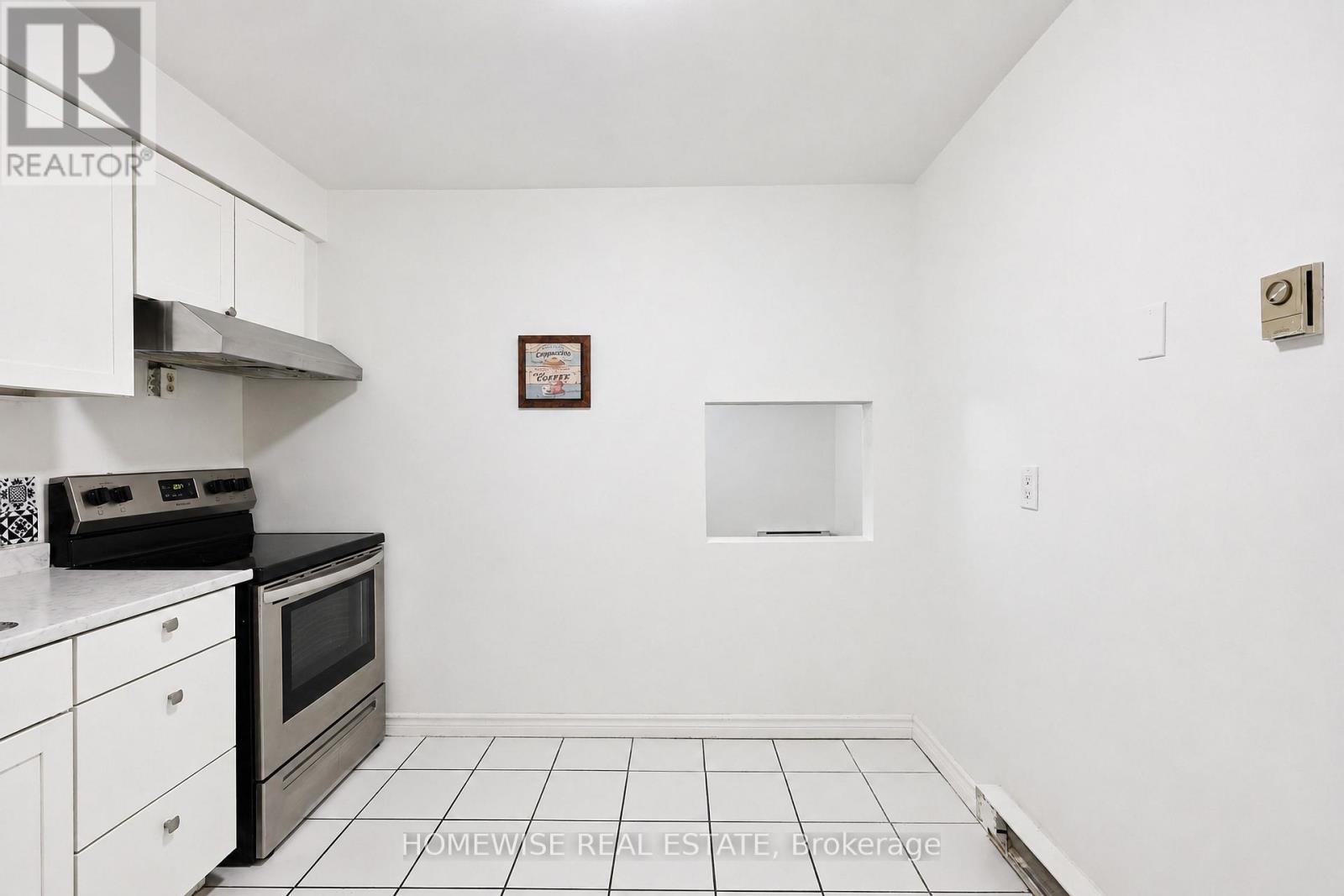 Rear - 961a Eglinton Avenue, Toronto, Ontario M6C 2C4 - Photo 9 - C13706646